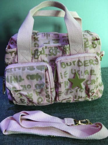 Сумки Б\У. Цена за каждую сумку . Все сумки чистые и целые. Если Вам at lalafo.kg Сумки Б\У. Цена за каждую сумку . Все сумки чистые и целые. Если Вам