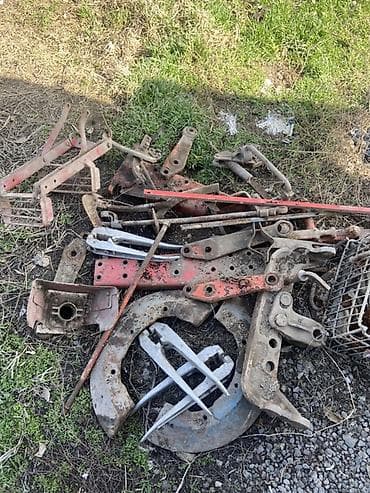 Свалка металлических запчастей и комплектующих Предлагается крупная