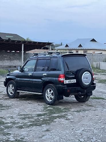 Унаа: Mitsubishi Pajero iO: 2004 г., 2 л, Автомат, Бензин, Жол тандабас — 7