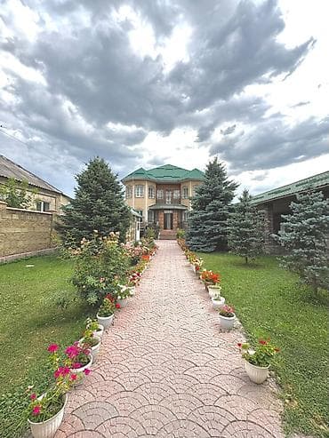 Недвижимость: Дом 373кв 
Участок 12 соток — 1