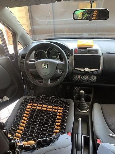 byd y: Honda Jazz: 2004 г., 1.3 л, Механика — 7