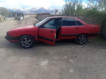 домик на колесах: Audi 100: 1990 г., 1.8 л, Механика, Бензин, Седан — 5