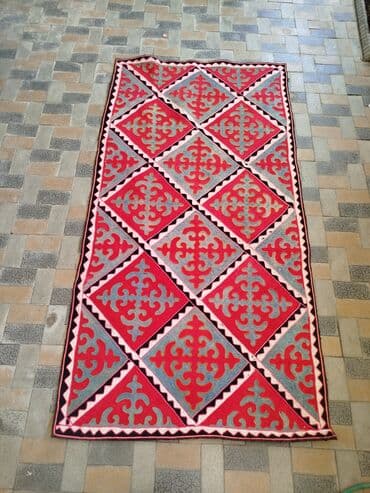 шырдак новый: Шырдак Колдонулган, 300 * 160, Тик бурчтук — 1