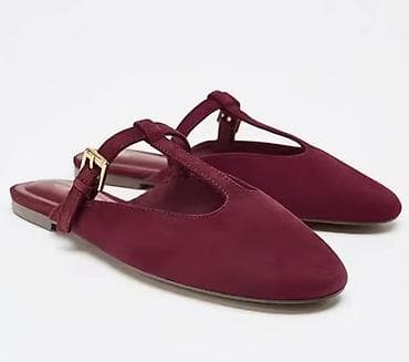 Айымдардын бут кийими: Женские мюли Zara насыщенного бордового цвета. 
Размер :38 
Цена :2500 — 1