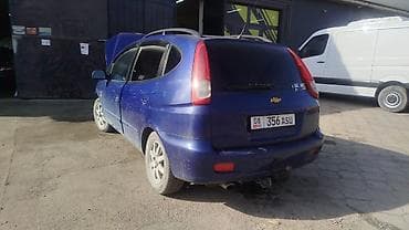 Chevrolet Rezzo: 2005 г., 2 л, Автомат, Газ, Хэтчбэк