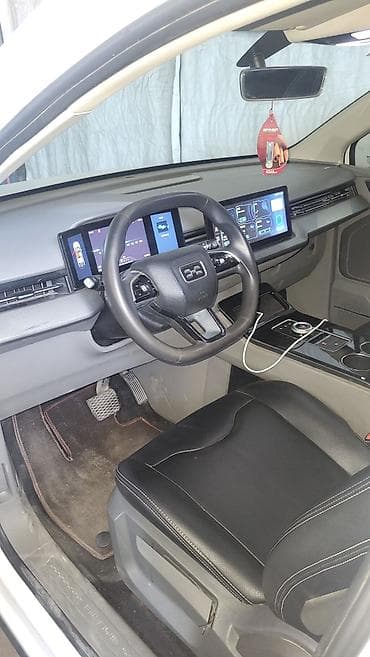 BYD : 2022 г., Автомат, Электромобиль, Кроссовер — 4