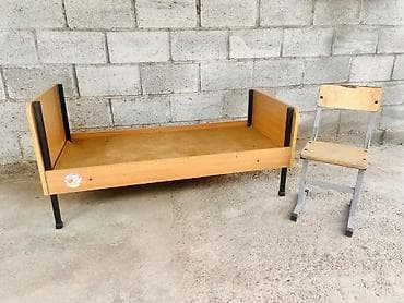 Продаю детскую кровать и 2 стульчика и игрушки за все at lalafo.kg Продаю детскую кровать и 2 стульчика и игрушки за все