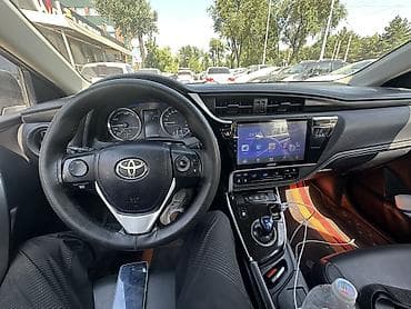 x elite: Toyota Corolla: 2019 г., 1.8 л, Автомат, Гибрид, Седан — 7