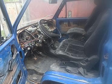te 37: Volkswagen Transporter: 1987 г., 1.8 л, Механика, Бензин, Бус — 8