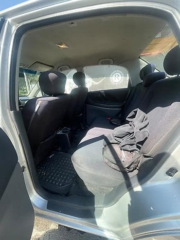сузики лиано: Suzuki Liana: 2003 г., 1.6 л, Механика, Бензин, Седан — 7