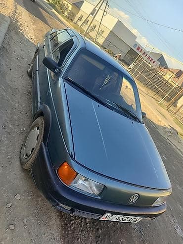 bvd e2: Volkswagen Passat: 1989 г., 1.8 л, Механика, Бензин, Седан — 6