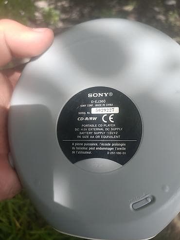 mp4 плеер: Портативный CD-плеер Sony Walkman D‑EJ360 - Формат: воспроизведение — 3