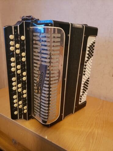 аккордеон акордеон аккардеон акардеон: Продаю баяны и аккордеоны в хорошем рабочем состоянии. Модели и цену — 1
