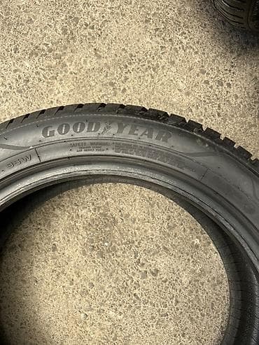 шины 21550 r17: Комплект из 4 шин Goodyear. - Модель: Goodyear (надпись на боковине) — 4