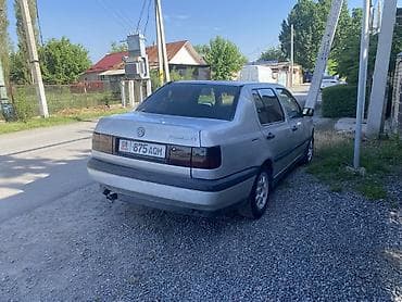 алмашу: Volkswagen Vento: 1993 г., 1.8 л, Механика, Бензин, Седан — 7