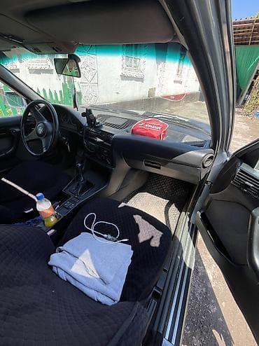 мерседес т 1: BMW 525: 1989 г., 3 л, Кол менен иштөөчү, Бензин, Седан — 7