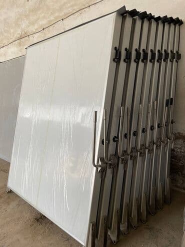 Двери для промышленного холодильника и морозильника !!! У нас есть