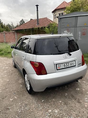 santa fr: Toyota Ist: 2003 г., 1.5 л, Автомат, Бензин, Хэтчбэк — 5