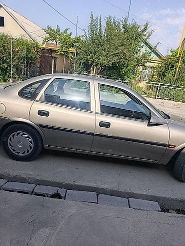byd bot 384: Opel Vectra: 1997 г., 1.6 л, Механика, Бензин, Седан — 4