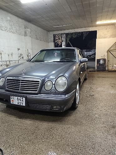 Продажа авто: Mercedes-Benz E-Class: 1998 г., 4.3 л, Автомат, Бензин, Седан — 3
