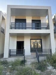 продаю дом на рассрочку: Таунхаус, 380 м², 4 комнаты, Агентство недвижимости, ПСО (под самоотделку) — 1