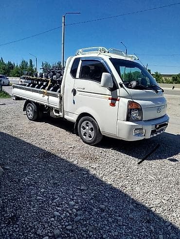 Транспорт: Жеңил жүк ташуучу унаа, Hyundai — 2