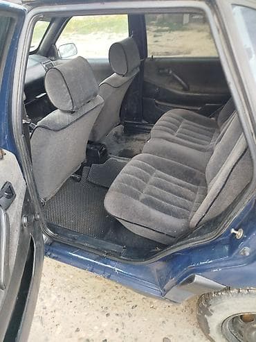 Volkswagen: Volkswagen Passat: 1991 г., 1.8 л, Механика, Бензин, Седан — 5