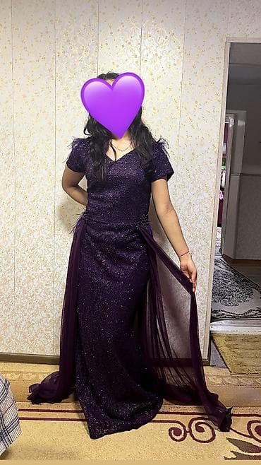 Продаются красивые вечерние платья ! Подойдут для мероприятие и также