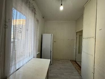 Квартиры: 1 комната, 35 м², 105 серия, 5 этаж, Требуется ремонт — 4
