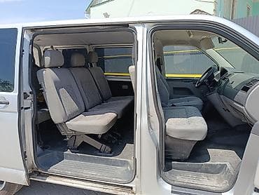 стол на срв: Volkswagen Transporter: 2009 г., 1.9 л, Механика, Дизель, Минивэн — 5