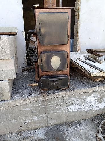 Твердотопливный котёл/печь отопления с водяной рубашкой Описание: -