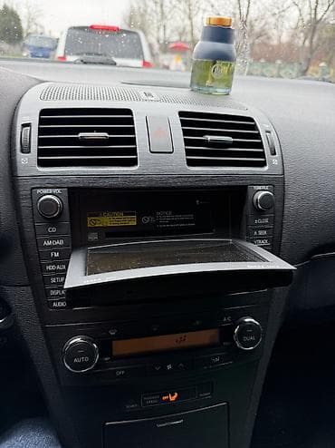 Toyota: Toyota Avensis: 2009 г., 1.8 л, Автомат, Бензин, Седан — 6