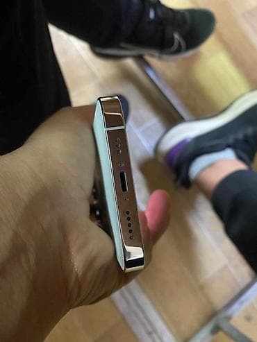 phone 6s: IPhone 14 Pro, 256 ГБ, Серебристый — 3