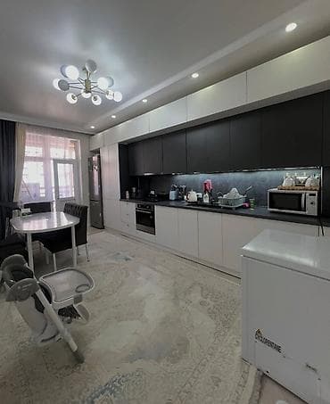 Квартиры: 3 комнаты, 90 м², ул. Чынгыз Айтматова Элитка, 11 этаж — 3