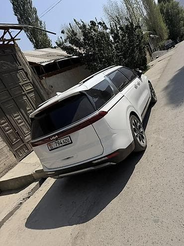 Kia Carnival: 2021 г., 2.2 л, Автомат, Дизель, Минивэн — 3