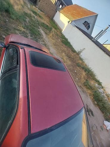 Унаа: Honda Civic: 1993 г., 1.5 л, Кол менен иштөөчү, Бензин, Седан — 6