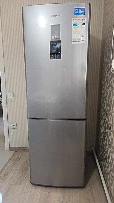 Холодильник Samsung, Б/у, Двухкамерный at lalafo.kg Холодильник Samsung, Б/у, Двухкамерный