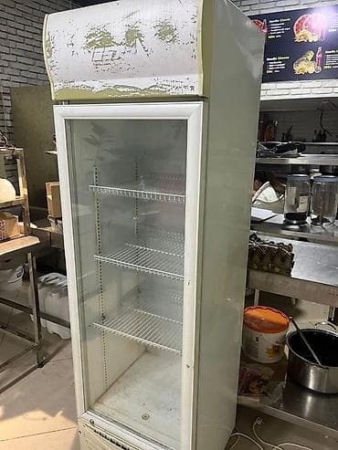 Витринный холодильник