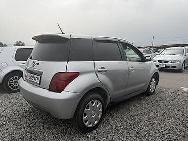 Toyota Ist: 2003 г., 1.5 л, Автомат, Бензин, Хэтчбэк — 6