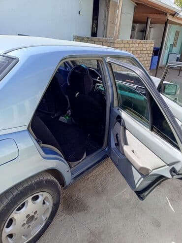 возможен обмен на дом: Mercedes-Benz E 300: 1987 г., 3 л, Механика, Дизель, Седан — 1