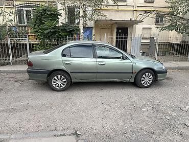 кызыл суу авто: Toyota Avensis: 2000 г., 2 л, Кол менен иштөөчү, Дизель, Седан — 2