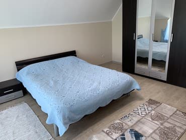 2 комнатные квартиры в бишкеке продажа мкр тунгуч: Коттедж, коттедж ЦО Royal beach, Чок-Тал, Детская площадка, Парковка, стоянка, Охраняемая территория — 3