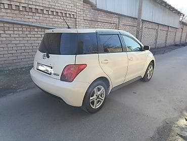 saturn sc: Toyota Ist: 2002 г., 1.3 л, Автомат, Бензин, Хэтчбэк — 3