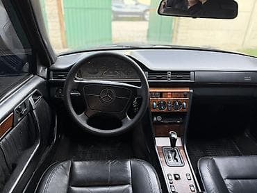 sl 55: Mercedes-Benz E-Class: 1995 г., 2.2 л, Автомат, Бензин, Седан — 6
