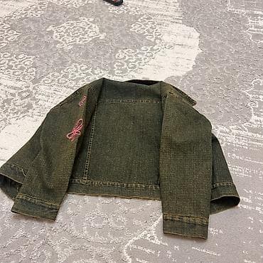 Джинсовая куртка, Классическая модель, Осень-весна, С вышивкой at lalafo.kg Джинсовая куртка, Классическая модель, Осень-весна, С вышивкой