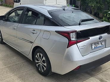 prius: Toyota Prius: 2019 г., 1.8 л, Автомат, Гибрид, Хэтчбэк — 5