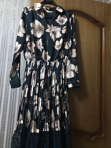 Продаю красивое турецкое платье 2000с
Т