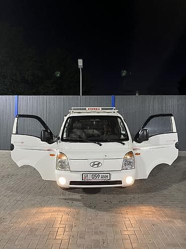 mini v: Hyundai : 2004 г., 2.5 л, Дизель — 5