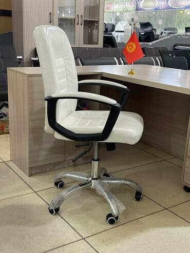 ортопедическое кресло бишкек: Офисное кресло менеджер Материал Из глянцевого эко кожи В двух — 4