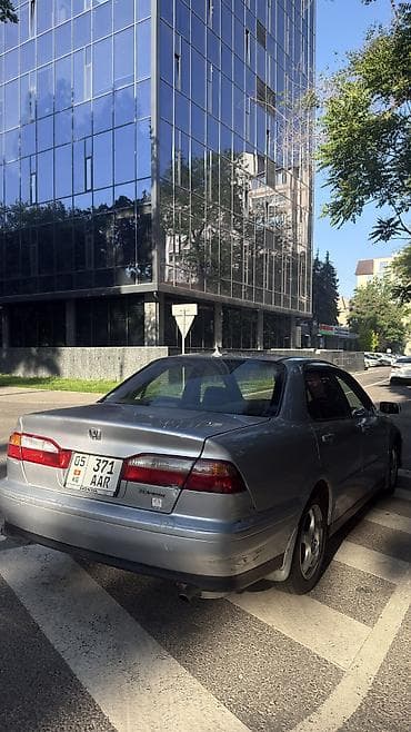 tourer v салон: Honda Torneo: 2001 г., 1.8 л, Бензин, Седан — 1